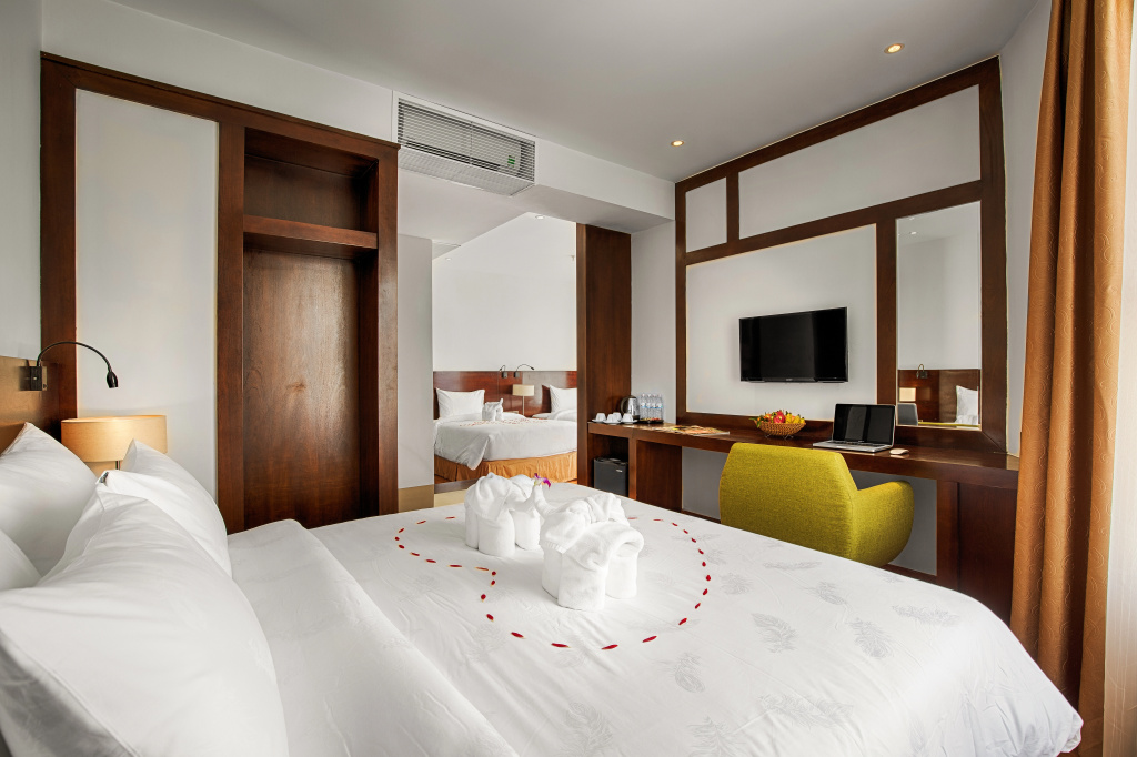 Sofia Suite Hotel & Spa Da Nang - Free 01 Draught Beer and 20-minute Spa per Room — 4