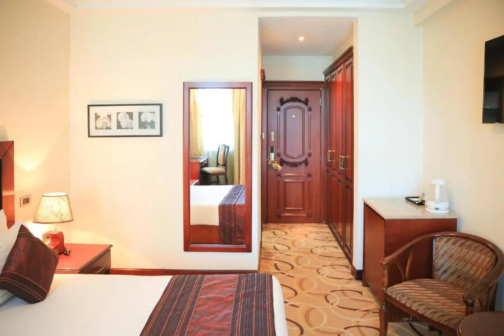 Economy room
