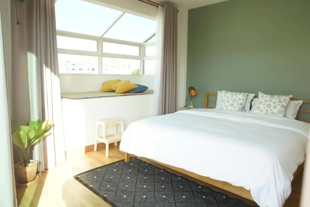 Standard Double room with mountain view (full double bed)