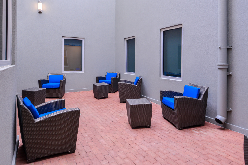 Holiday Inn Express New Orleans - St Charles (ex Modern Hotel) - Général