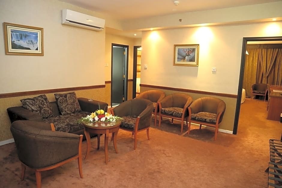 Dubai Palm Hotel