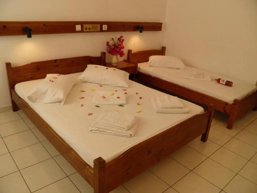 Levante Beach Hotel — 4