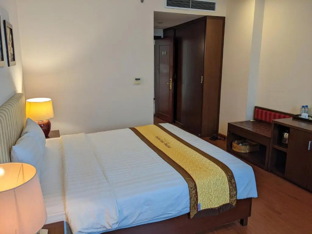 Superior Double room (full double bed)