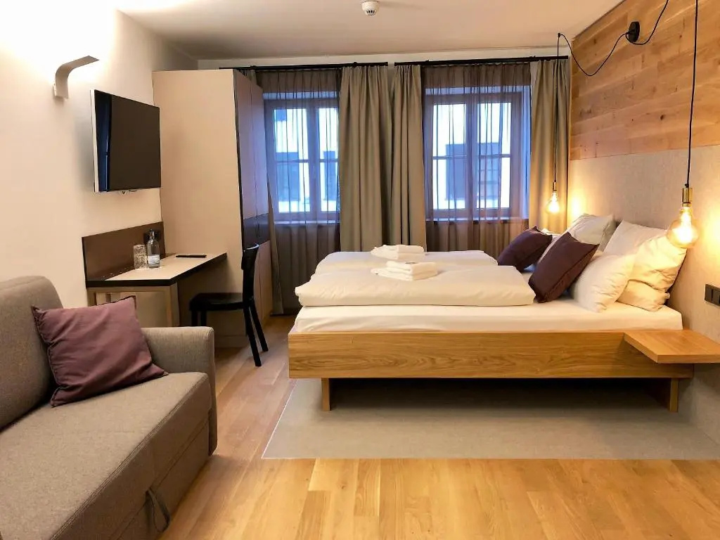 Superior Double room (full double bed)