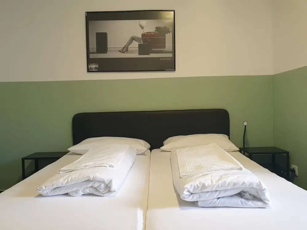 Comfort Double room (full double bed)