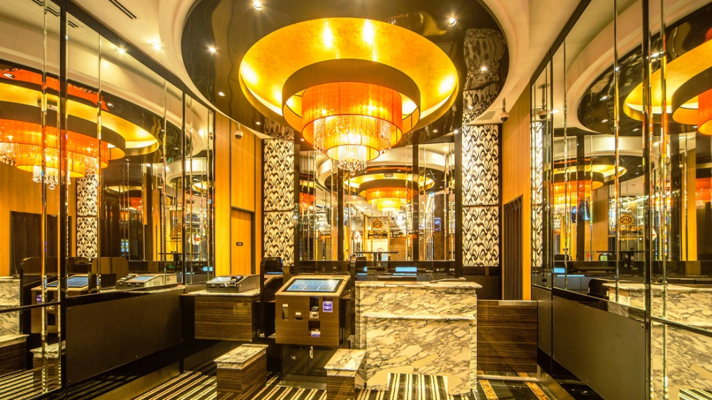 Lobby & Reception
