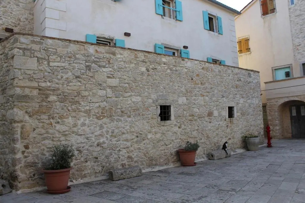 Sansego Suites
