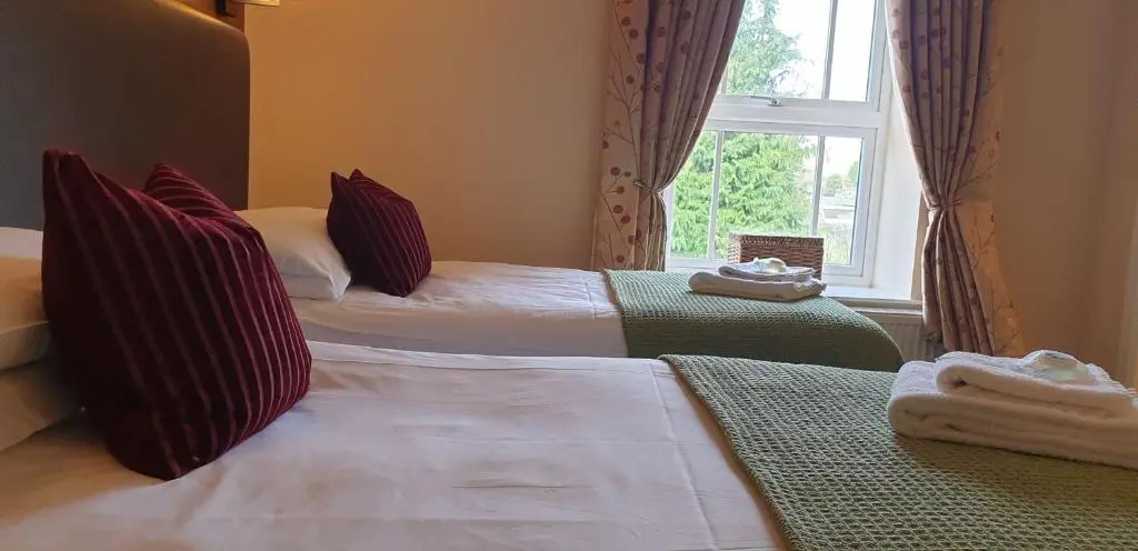 Usk And Railway Inn - Chambres