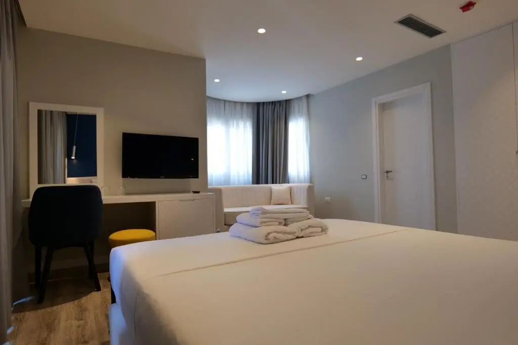Suite with balcony