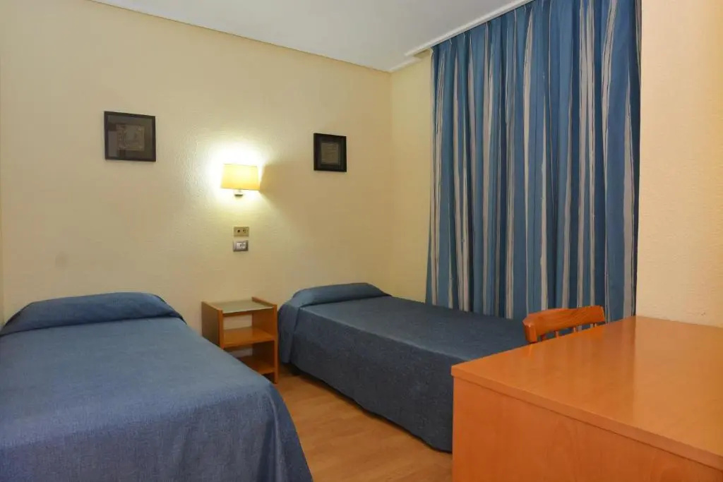 Hotel Torrejoven - Chambres