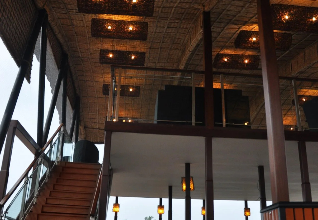 Lobby & Reception