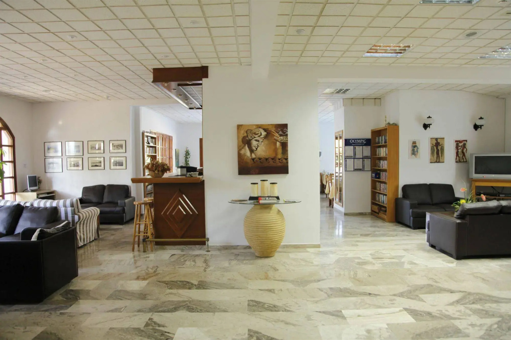 Hotel photo 12