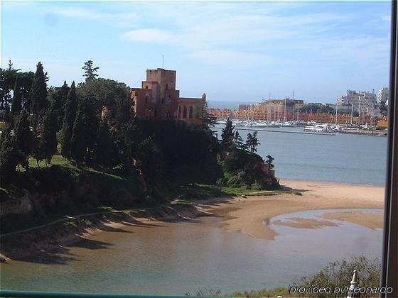 Beach & Waterfront