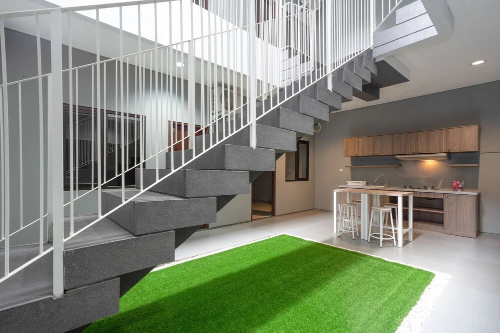 Balcony & Terrace