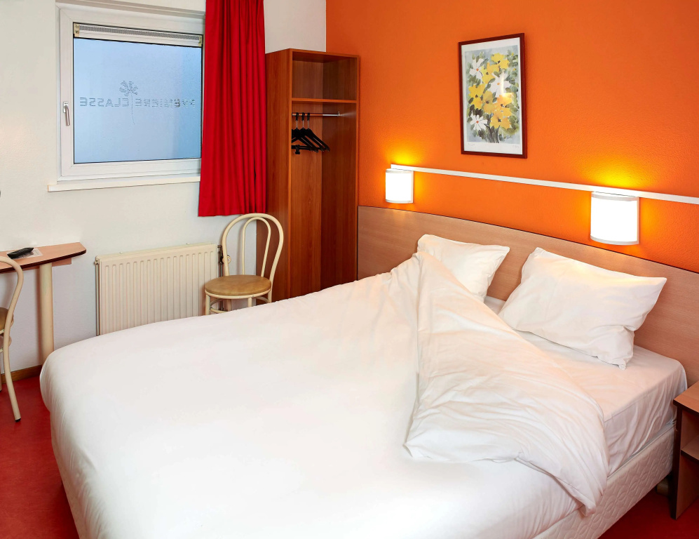 Standard Double room (twin beds)
