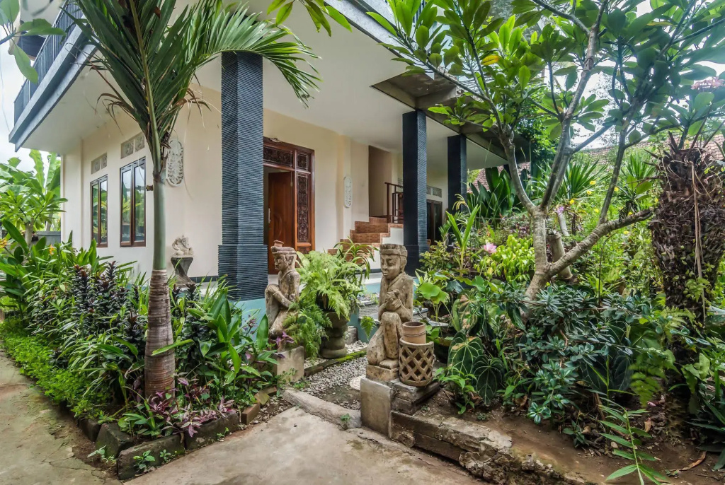 ZEN Rooms Ubud Laplapan