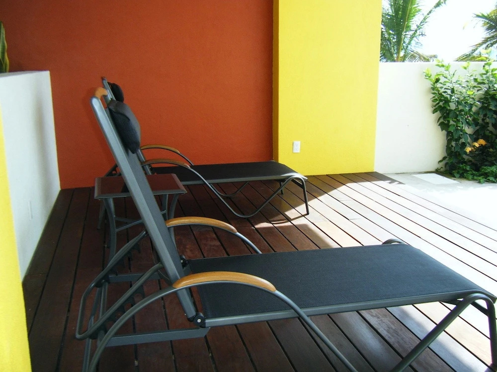 Studio with balcony