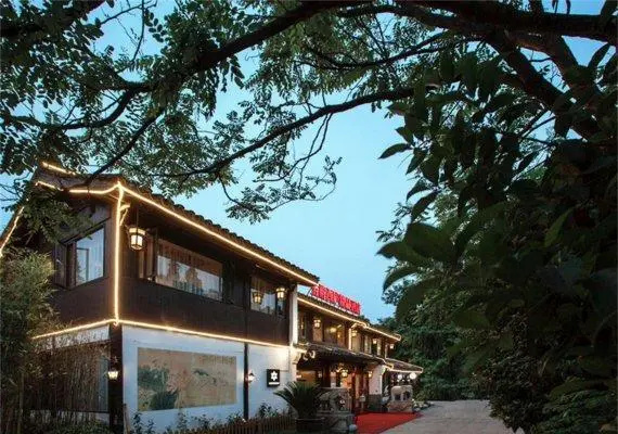 Yurong West Lake Cottage Resort Hotel - Chambres