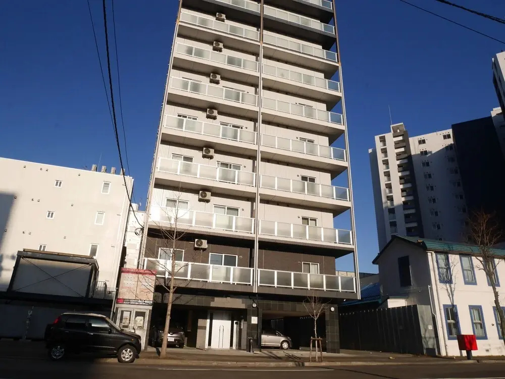 [S7] Sun Court Minami 6-jo 701