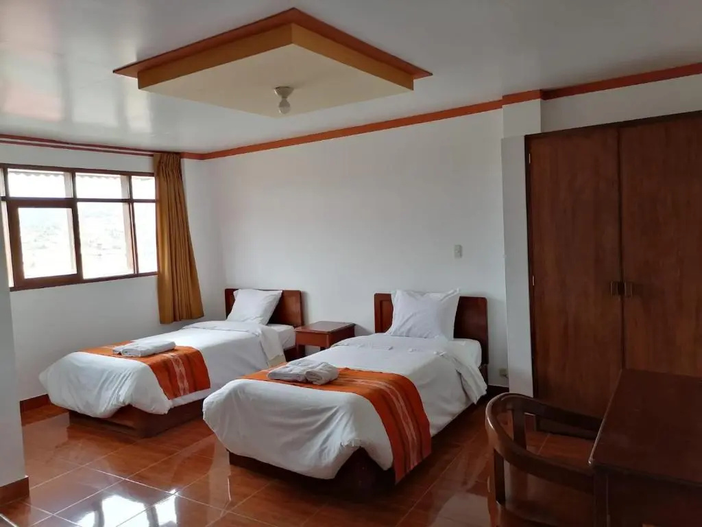 Explorer Deluxe Hotel - Chambres
