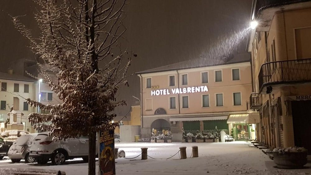 Hotel photo 40