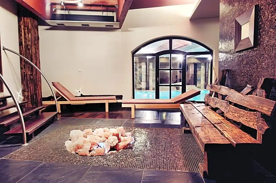 Hotel photo 16