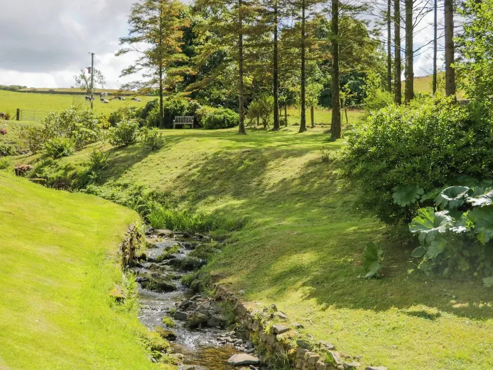Fell View House