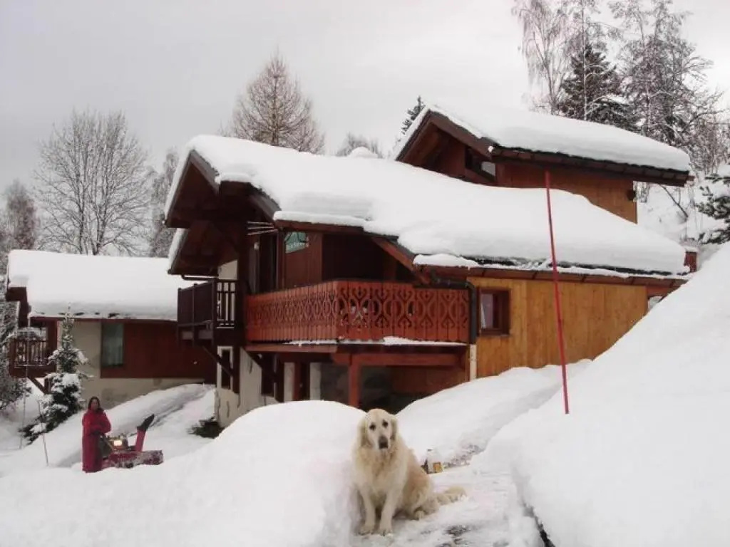 Beau Chalet Au Départ Des Pistes 108077