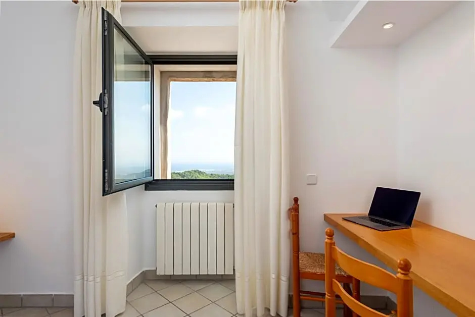 Petit Hotel Hostatgeria Sant Salvador - Chambres
