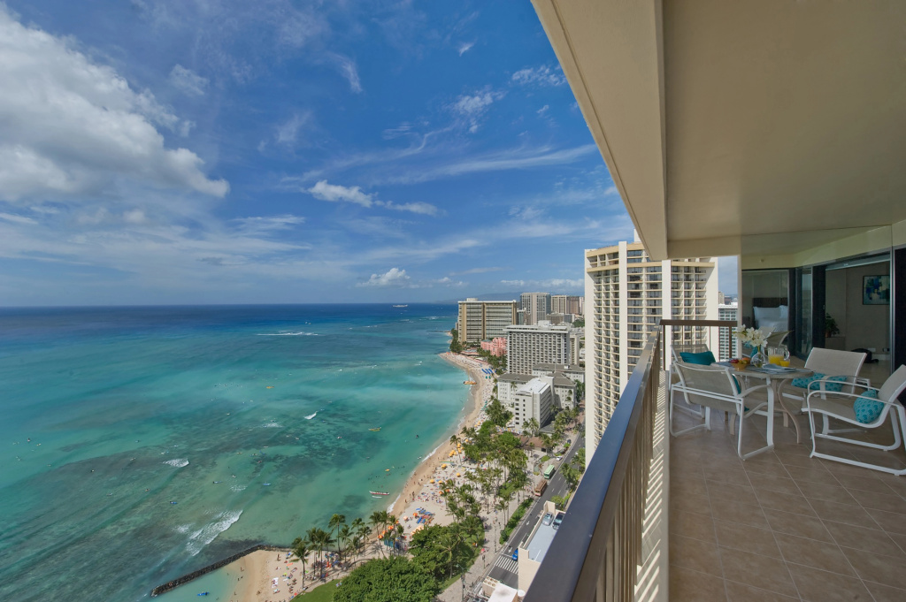 Beach & Waterfront