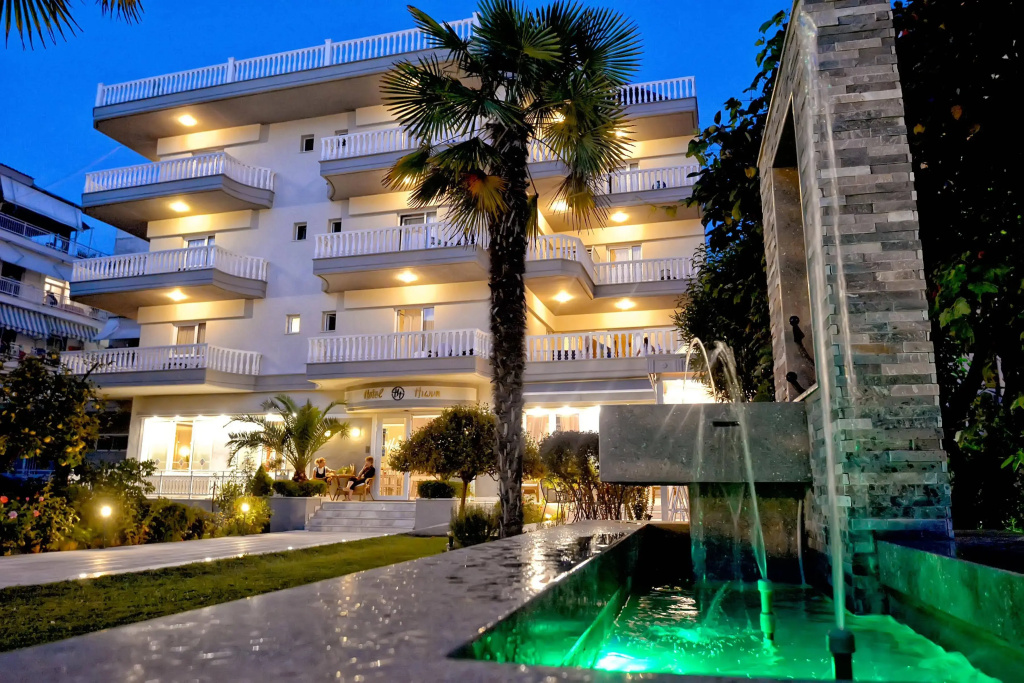 Hotel photo 11