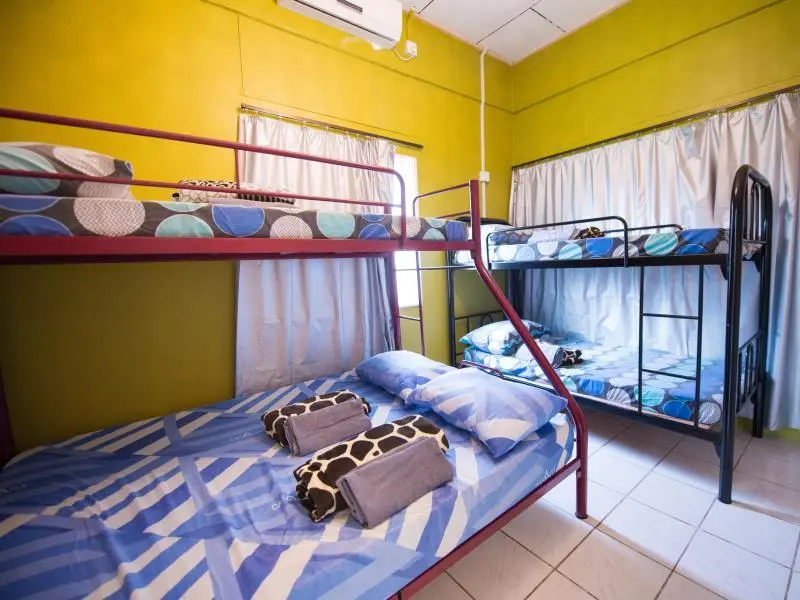 Kemaman Lodge & Cafe - Chambres