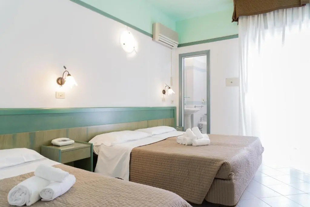Triple room
