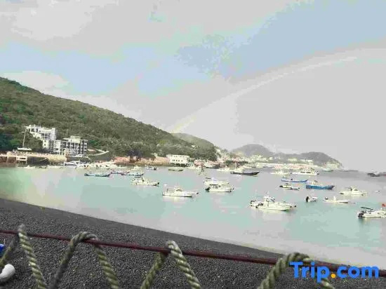 Beach & Waterfront