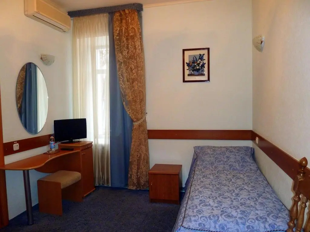Economy Single room (single bed)