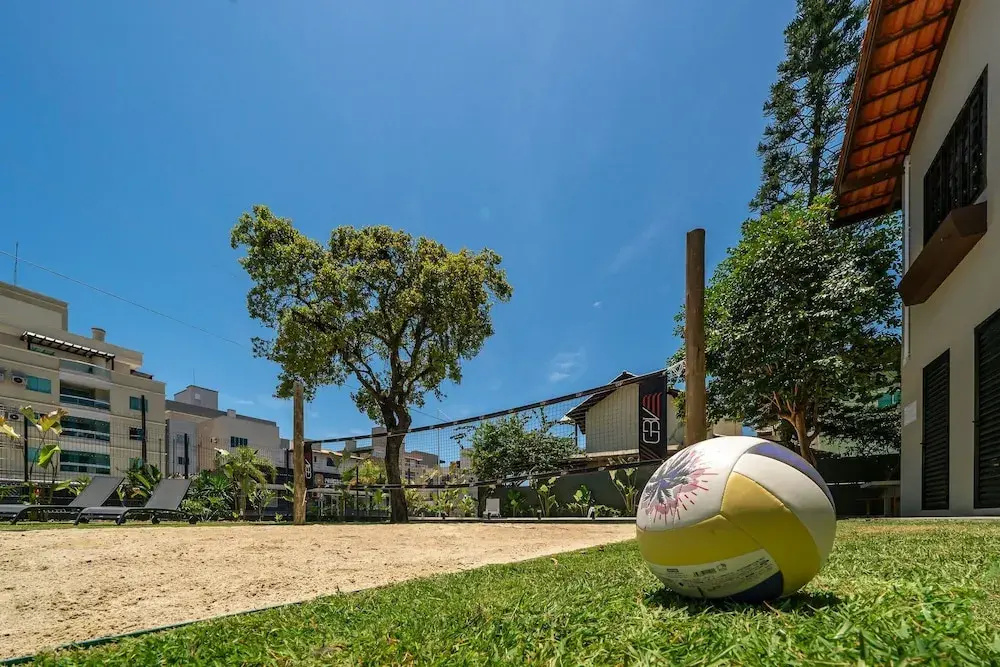 Casa alto padrão com piscina 15 pessoas