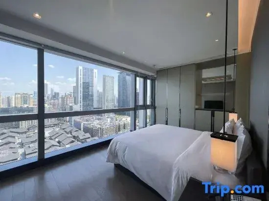 1 Bedroom Suite