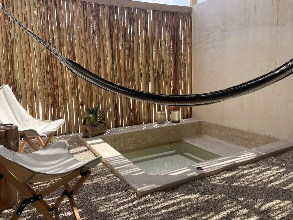Dos Mares Barefoot Luxury