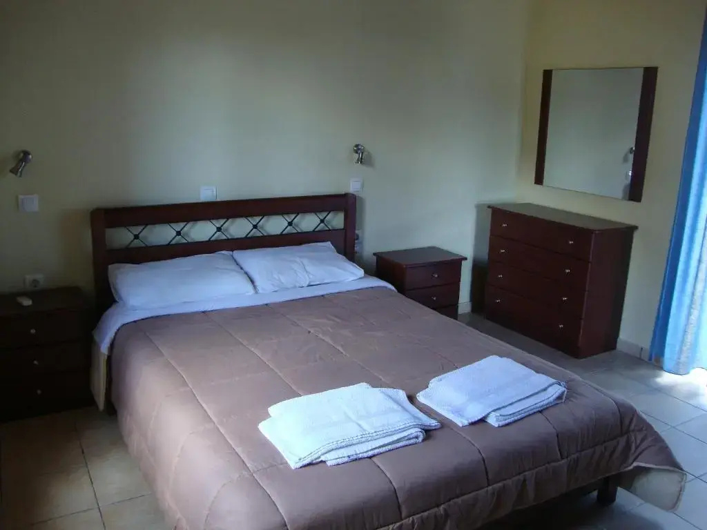 2 Bedrooms Apartment
