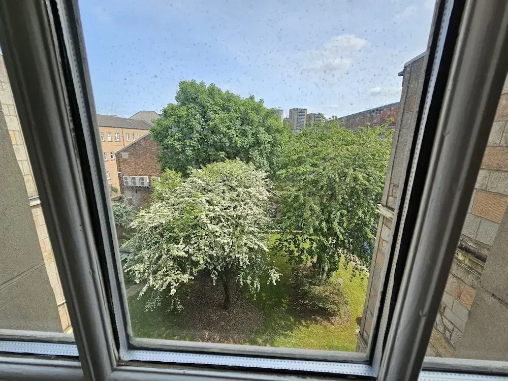Huge Family Home in Glasgow