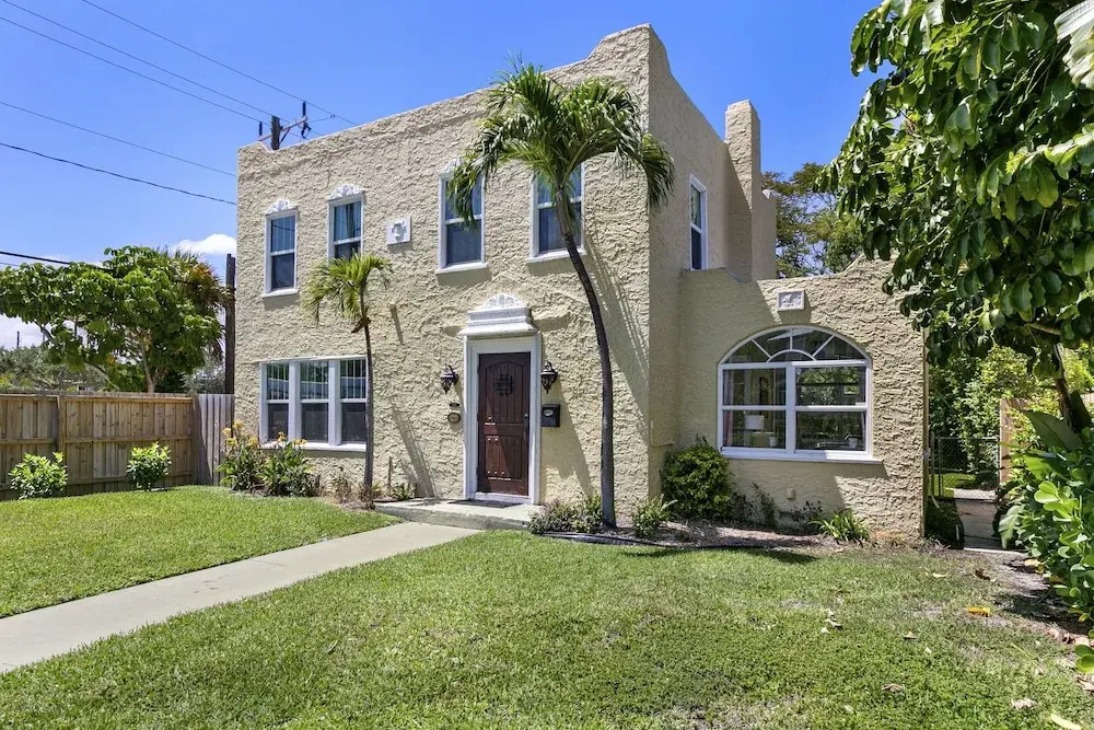 Charming Old Northwood Home ~ 3 Mi to Beach!