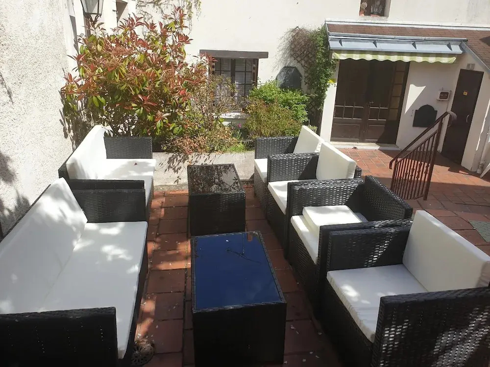 Voir la photo 1 — Hotel restaurant Le Seignelay