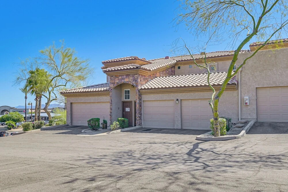 Hike & Golf in Fountain Hills! Resort-style Condo