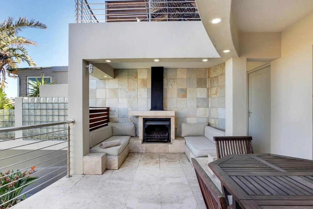 Bakoven Blue in Cape Town