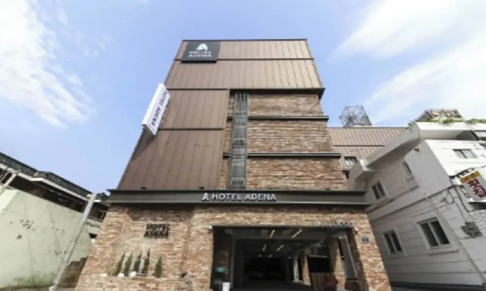 Busan Yongho-dong Athena Hotel