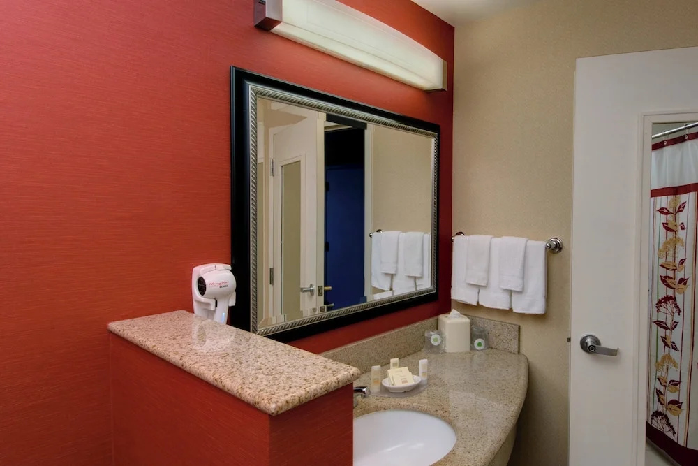 Courtyard by Marriott Madison East - Chambres