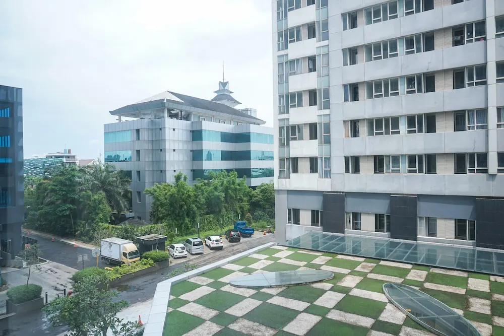 Elegant Studio Apartment at Nifarro Park