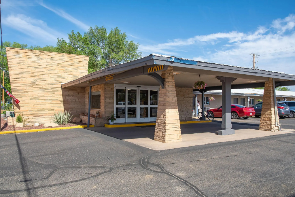 Suburban Studios near Mesa Verde