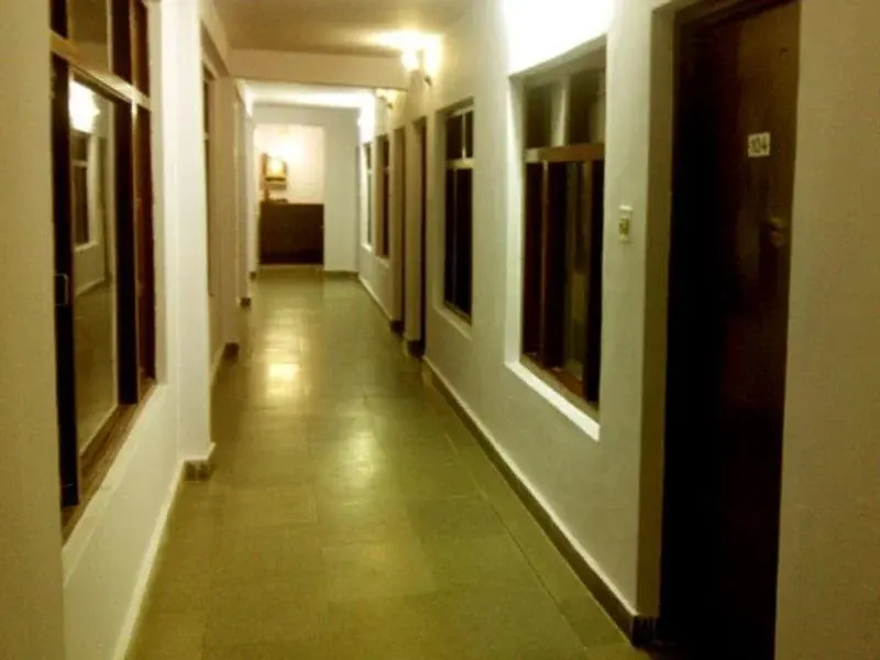 hotel_rooms