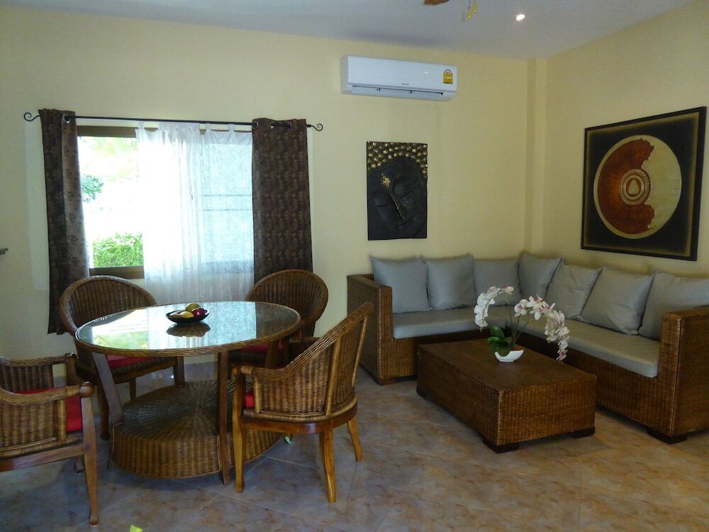 Вилла с 4 комнатами в VIP Chain Resort Pool Villa